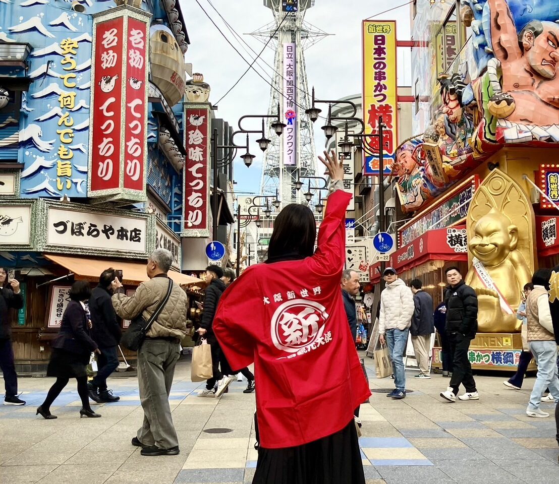 若者に「新世界一日観光大使」になってもらい街歩き撮影スタート、１回目は大阪日本橋の人気メイドさん