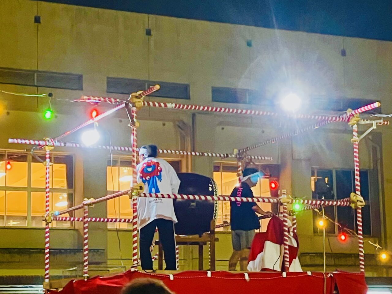 地域の絆と夏の終盤を感じる一夜に。旧弘治小学校で「弘治ふれあい盆踊り」が8/23に開催されました