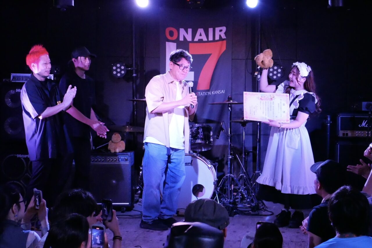 “2代目新世界クイーン”に日本橋の老舗メイドカフェ「e-maid」はじめさんが決定！ 熱戦のアイドル音楽イベント「新世界会長杯」が開催されました