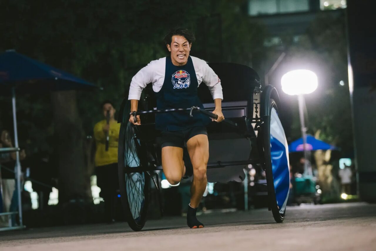 Red Bull 人力車