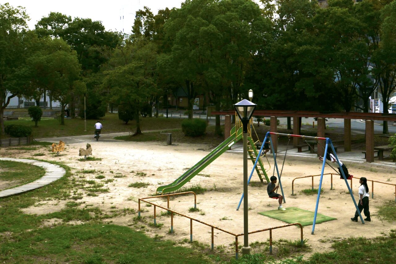 南津守中央公園