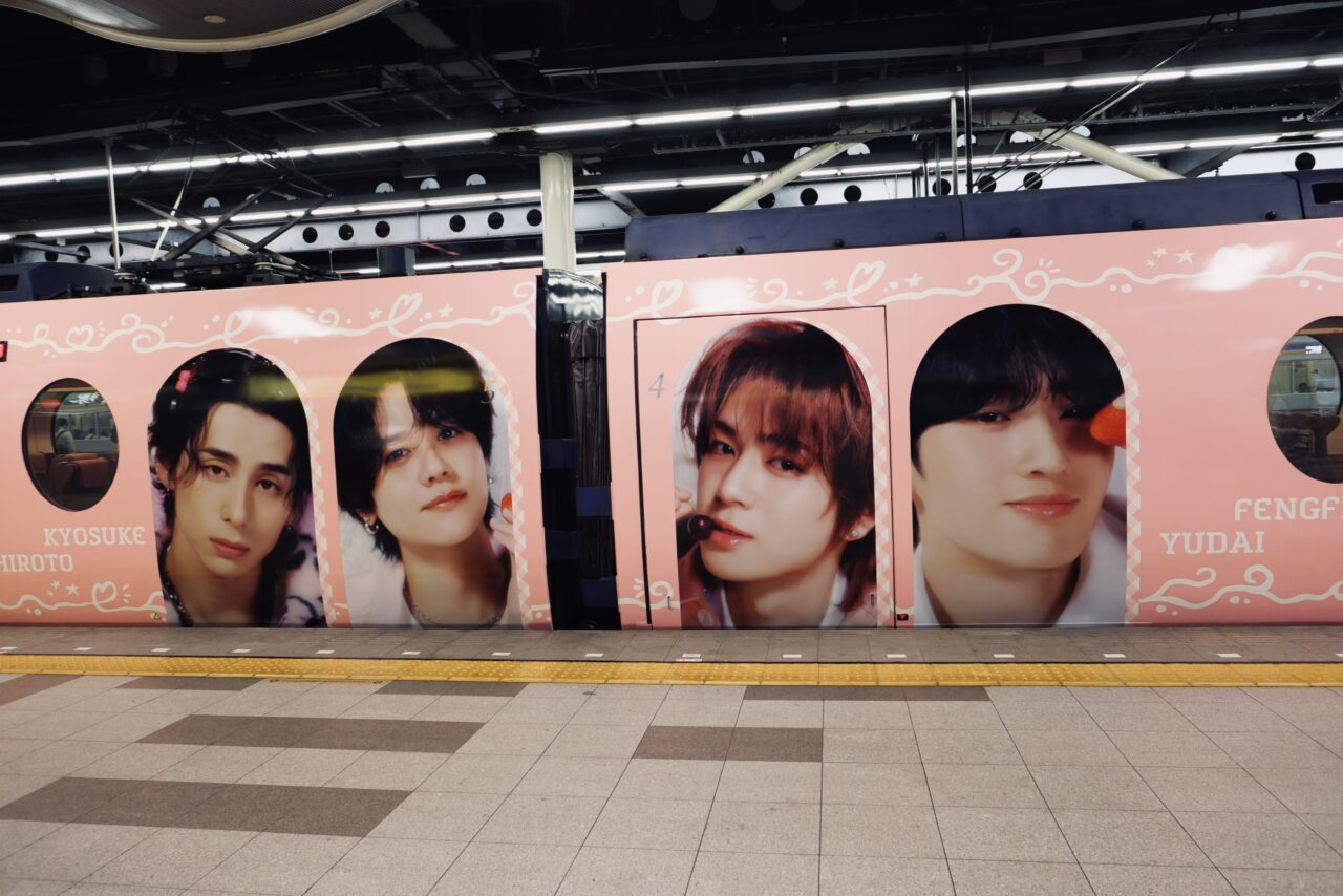 南海電鉄140周年×「INI」WINTER SINGLE 特急ラピートが”マジラピ号”に変身！記念ラッピング列車が登場