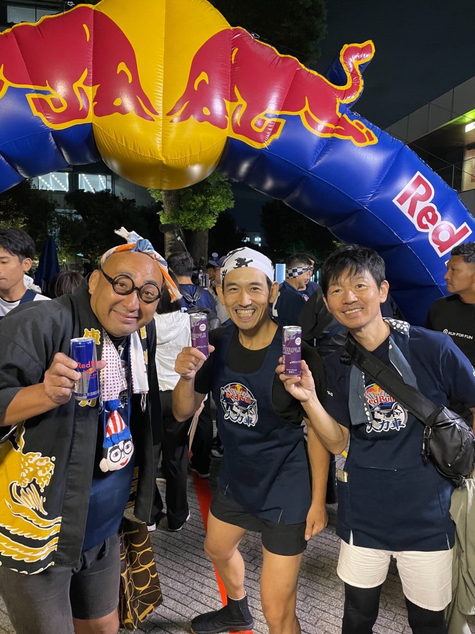 新世界の名物俥夫・國領翔太さん「Red Bull 人力車」に参戦、飴ちゃん配りにほふく前進……64人中最下位で予選敗退も“爪痕”はしっかり残しました!