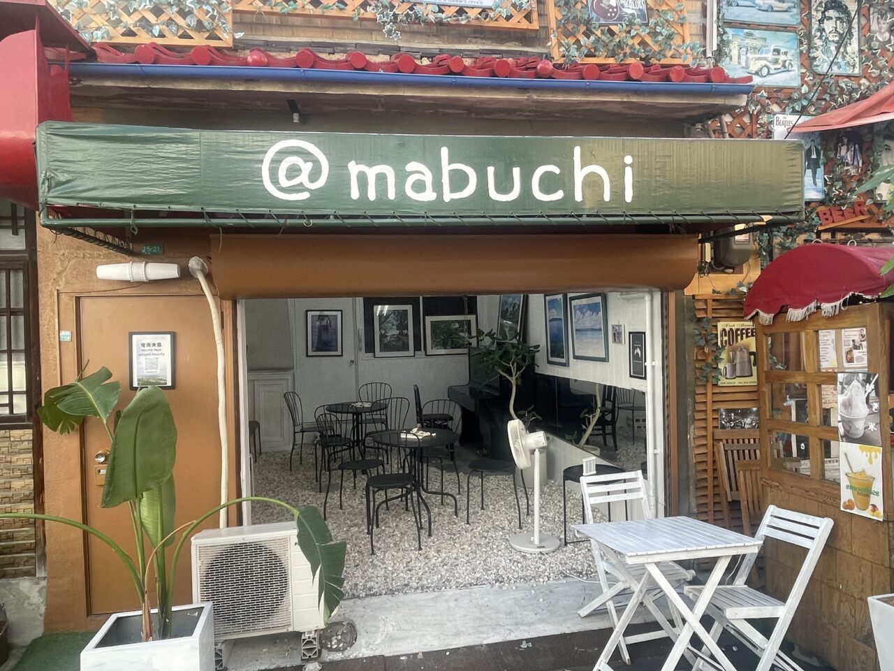 飲み物一杯の注文で誰でも弾ける！ ライブ喫茶「opencafeロック亭」にグランドピアノが設置されました