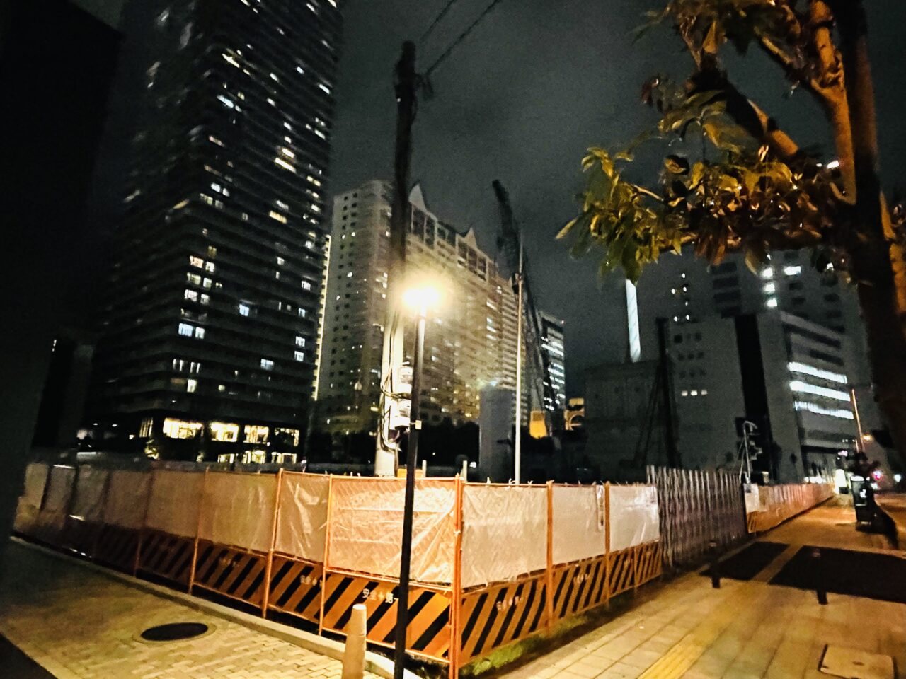 JR難波駅から南へ約70mの旧KOHYO跡地に「スーパーマルハチ」が出店予定！