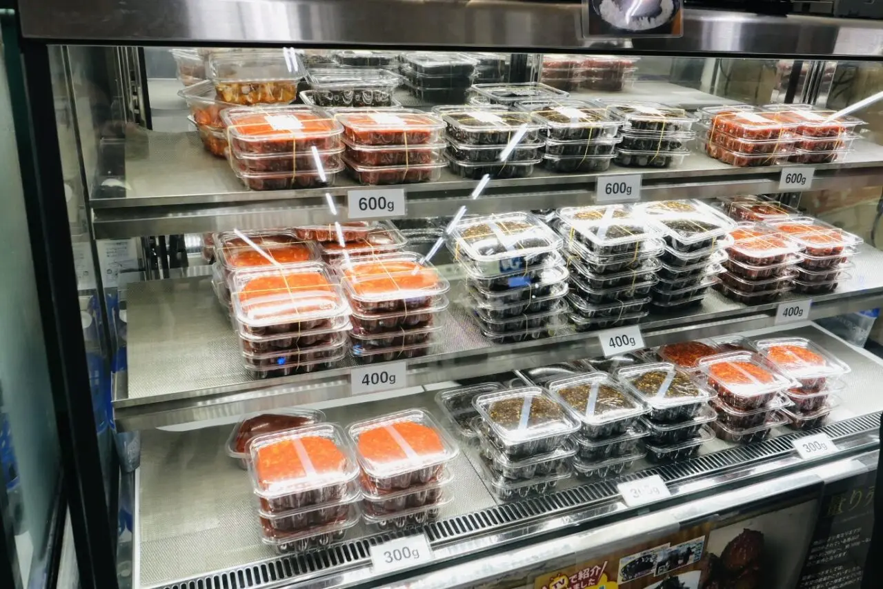 【大阪市浪速区・西成区】南海新今宮駅の構内で、滋賀県高島市発のキムチ専門店「天平キムチ」が12/2まで出店しています