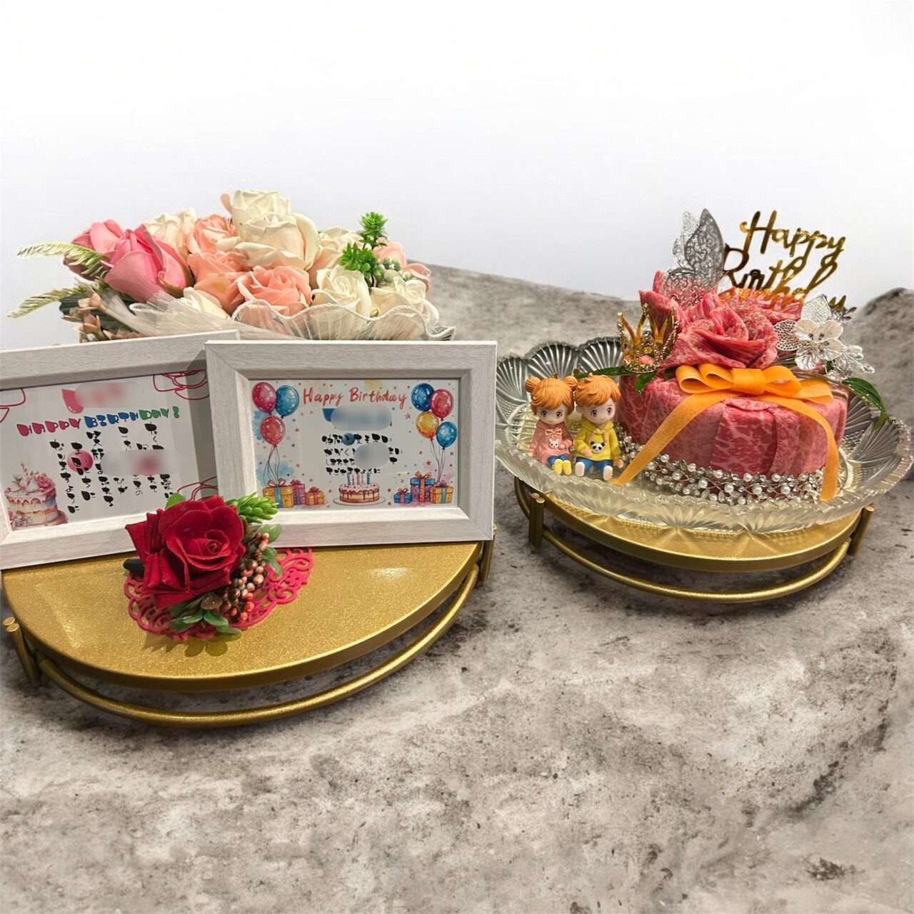 記念日を一生の思い出に♪  桜川にある焼肉信玄では、手書きのポエムと名前付きの肉ケーキを提供中です