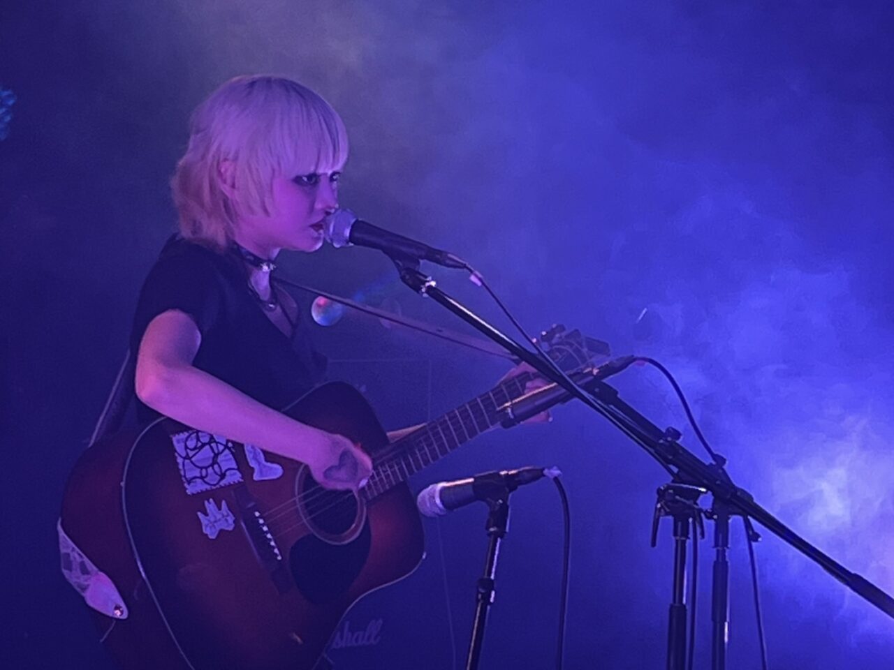 新世界のON AIR  L7で音楽イベント「不屈の風〜生きること〜」開催、多彩な表現で“生きる”を問いかけ。東京からロットン瑠唯さん、歌田真紀さんがゲスト出演しました