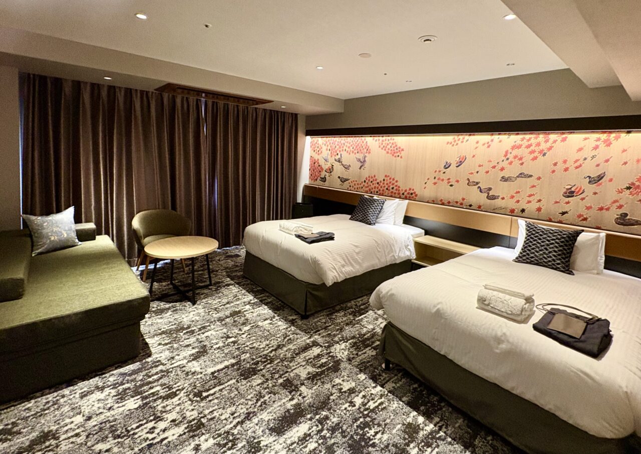 恵美須町駅から徒歩2分の堺筋沿いの立地、大阪の名門リーガロイヤルホテルの新業態「アンカード・バイ・リーガ 大阪なんば」が4/3に開業します