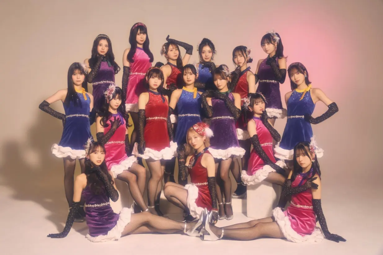 なんばパークス１階のウインズ難波前広場でNMB48の一部メンバーが制服着用で登場、オタロードのストフェス広場ではアイドルズがミニライブを行います！