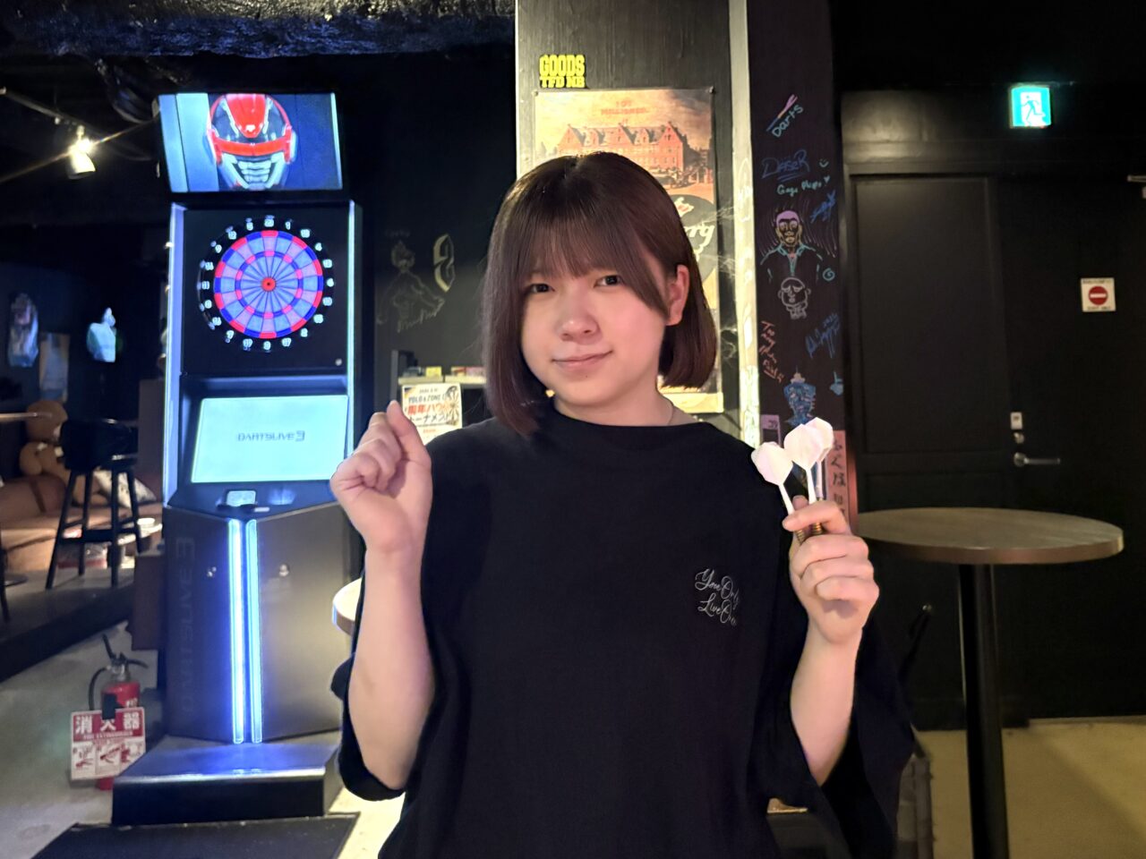 ナニワではたらくひと。第2回 Pool Bar YOLO店長・ももさん 365日年中無休で灯りをともし、生まれ育った新世界へ恩返し