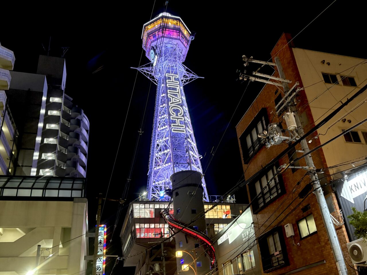 通天閣のアトラクション、タワースライダーとダイブ＆ウォークが営業時間拡大！ 夜景も楽しめるスリル体験へ