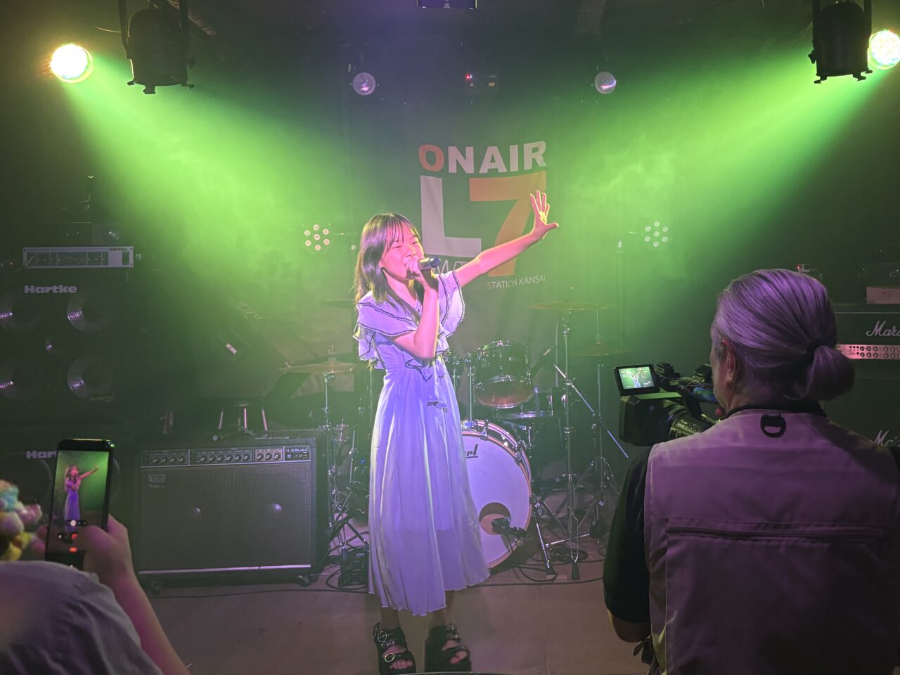 地元スポーツバー「Pool Bar YOLO」店長・ももさんが5代目の新世界クイーンに!『萌え抜け新世界会長杯』が開催されました
