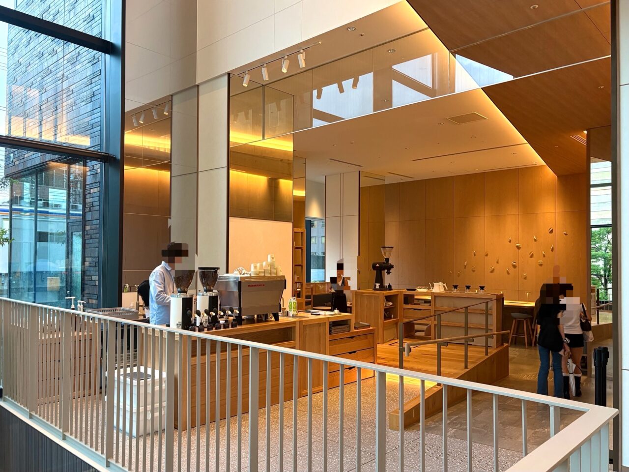 センタラグランドホテル大阪2階のカフェがリニューアル、コリアンタウン発の人気カフェ「OURLOG 4th Store」がオープンしています